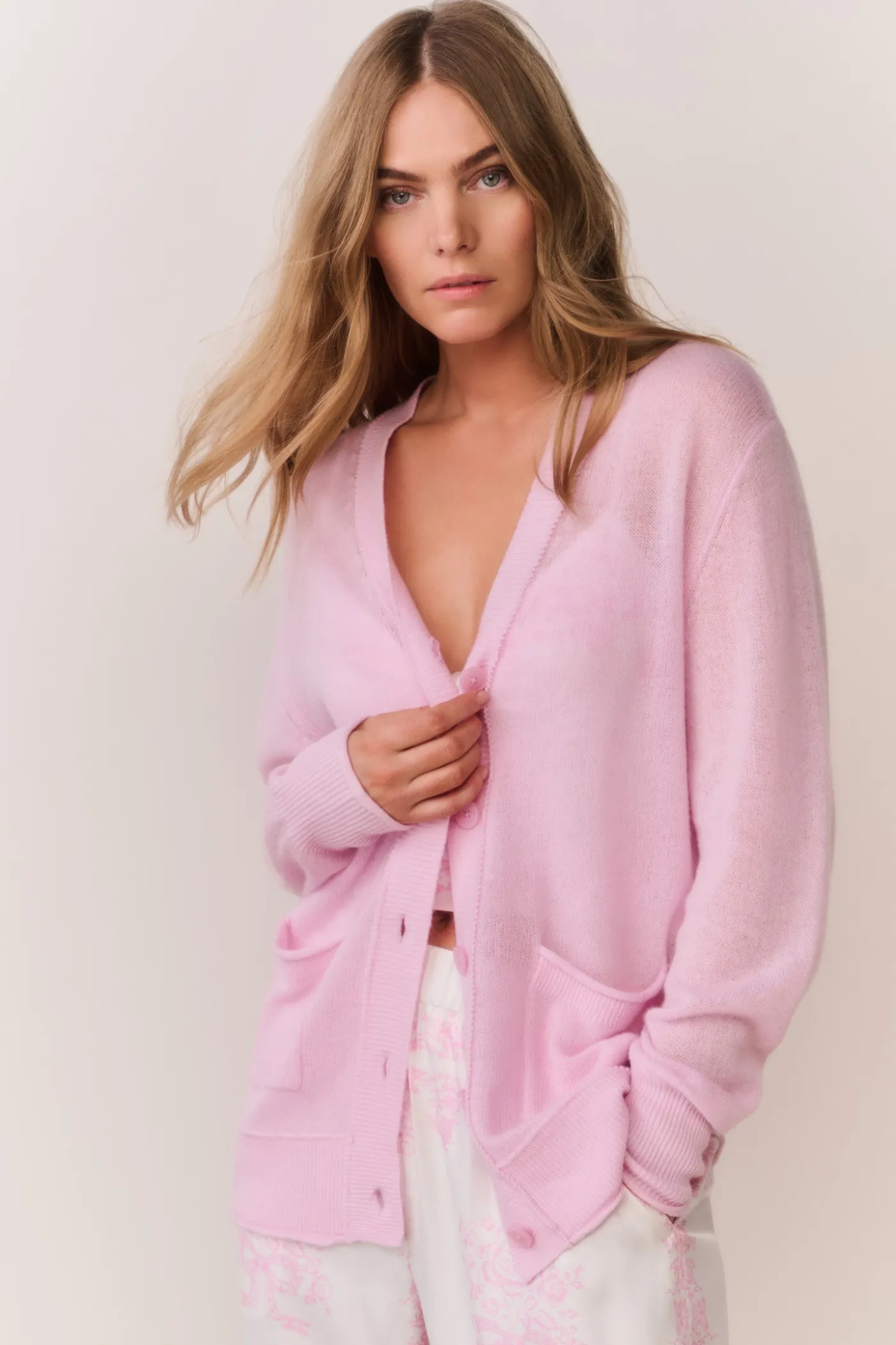 Applene Lightweight Cashmere Cardigan