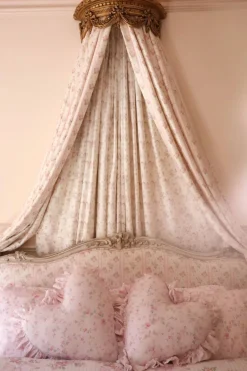 Heart Shape Ruffle Pillow