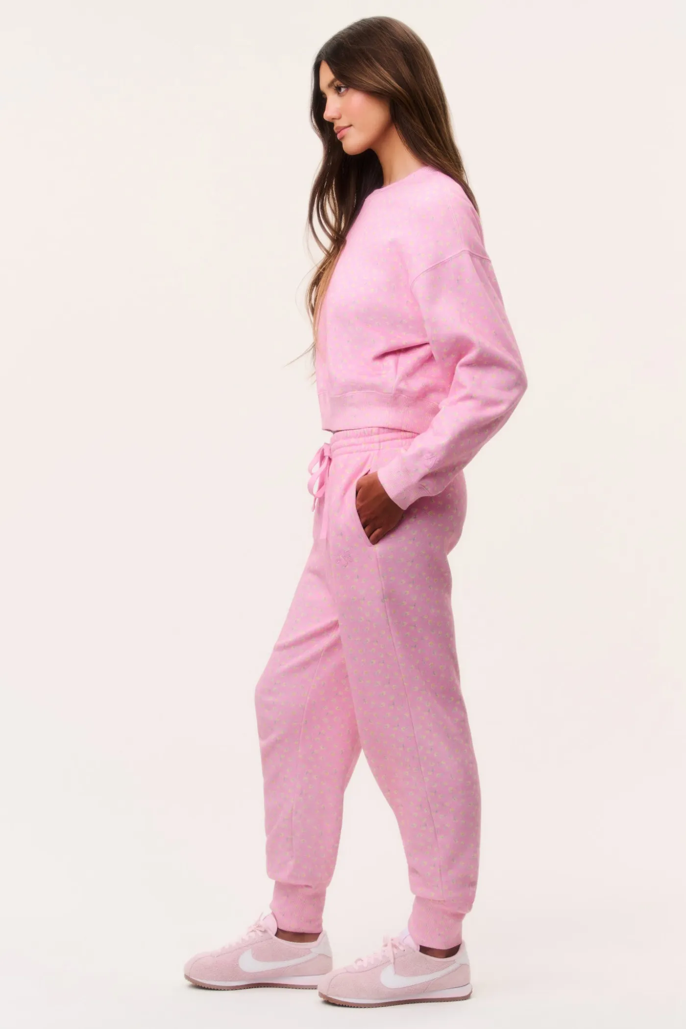 Lolana Ditsy Floral Sweatpant