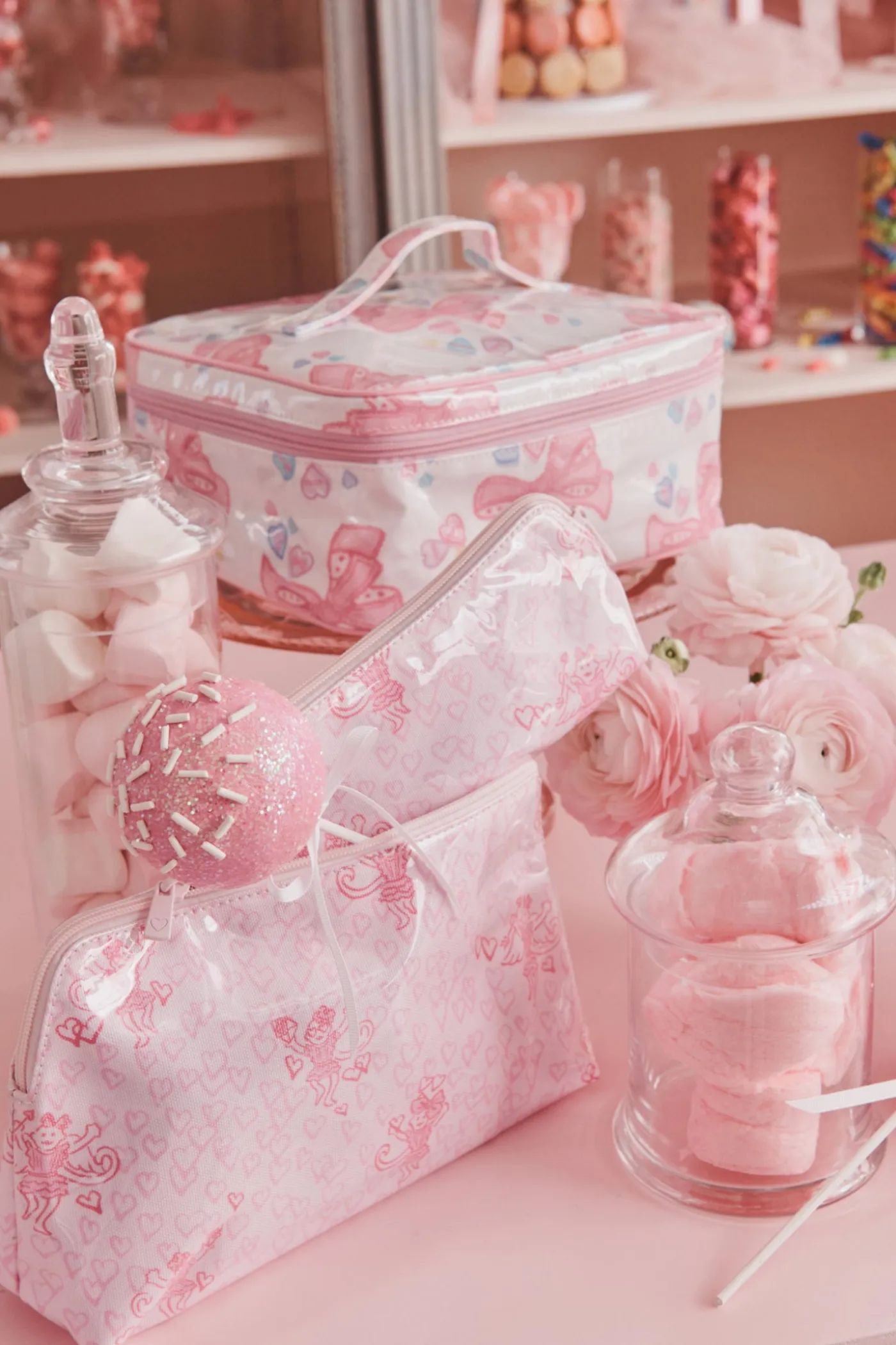 LoveShackFancy x Roller Rabbit Doily Beaux Carry All Case